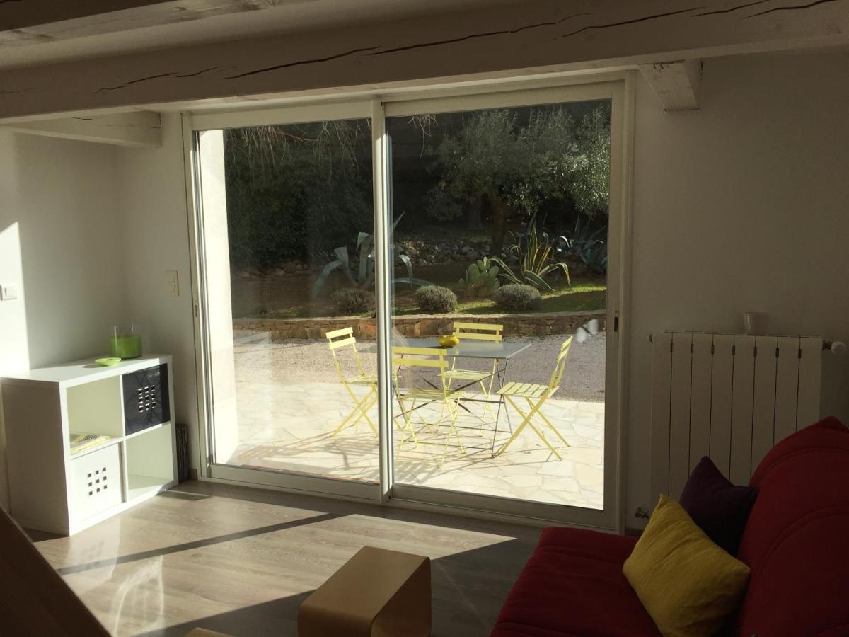 הוילה סנרי-סור-מר Maison Privee Au Calme Dans Mas Provencal מראה חיצוני תמונה
